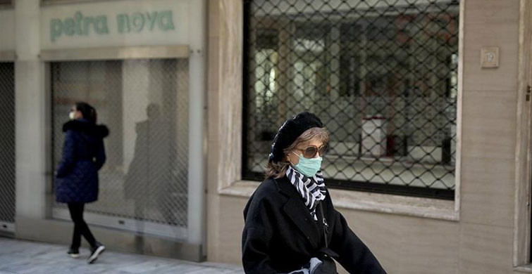 Yunanistan'da Kısıtlamalar Gevşetiliyor