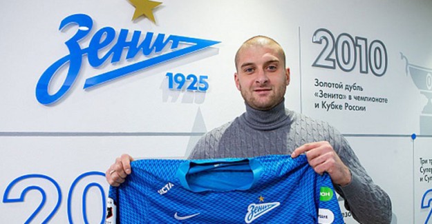 Zenit, Yaroslav Rakytskyi'yi Renklerine Bağladı!