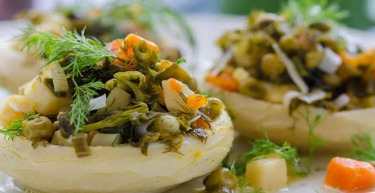 Zeytinyağlı enginar yemeği tarifi: en güzel ve lezzetli zeytinyağlı enginar yemeği nasıl yapılır? Zeytinyağlı enginar yemeği malzemeleri ve pratik tarifi
