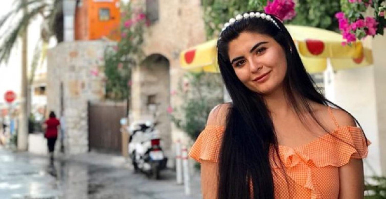 Zuhal Topal ile meşhur olan Hanife bikinili fotoğrafları ile boy gösterdi