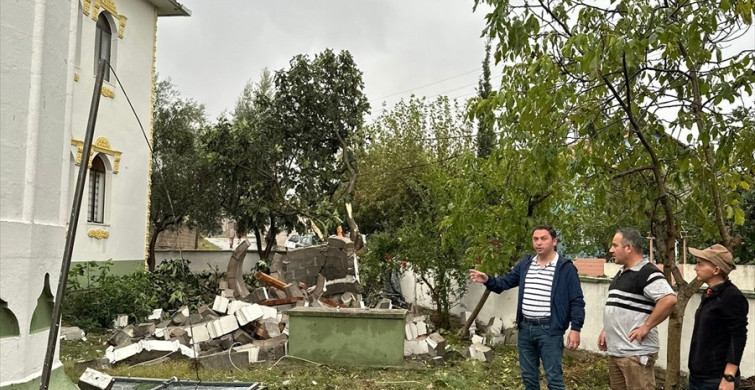 Çanakkale'de Sağanak Yağış Hayatı Olumsuz Etkiledi