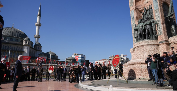 İstanbul'da Cumhuriyet'in 101. Yılı Coşkuyla Kutlandı