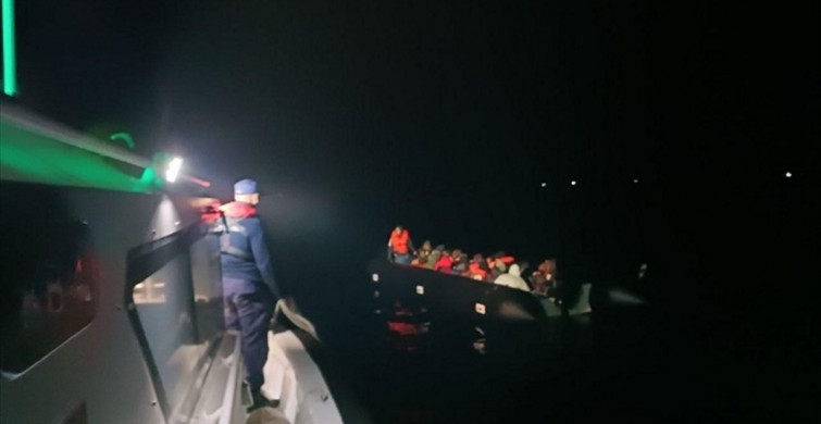 İzmir Açıklarında Düzensiz Göçmenlere Yönelik Operasyon