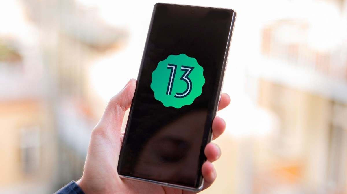 Android 13 güncellemesi alacak Samsung telefon modelleri