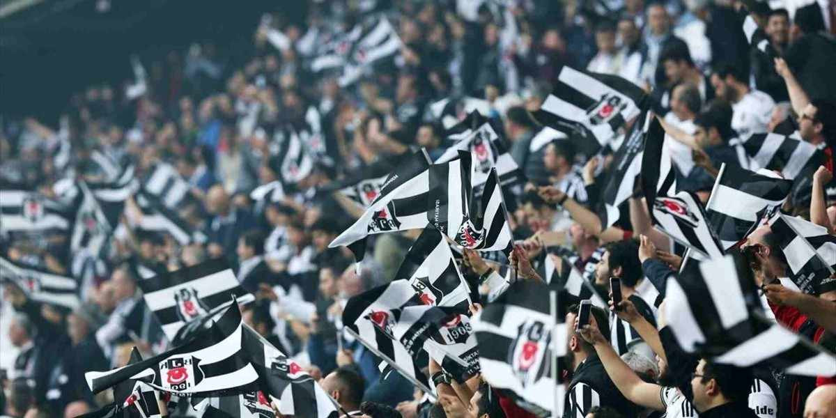 Beşiktaş'tan Hangi Futbolcular Ayrılacak