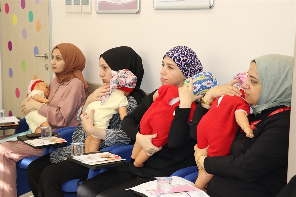 Amasya Üniversitesi Sabuncuoğlu Şerefeddin Eğitim Araştırma Hastanesi bünyesindeki gebe okulu...