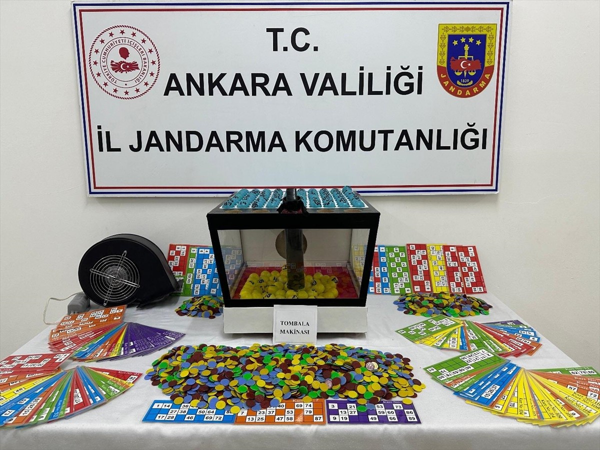 Ankara'da, jandarma ekiplerince kumarhane olarak kullanıldığı değerlendirilen çiftlik evine...