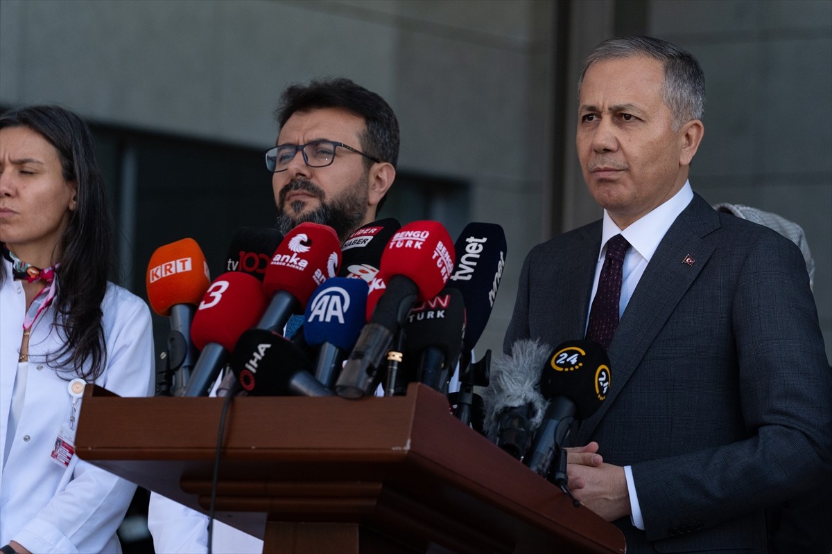 İçişleri Bakanı Ali Yerlikaya, Türk Havacılık ve Uzay Sanayii Anonim Şirketinin (TUSAŞ)...