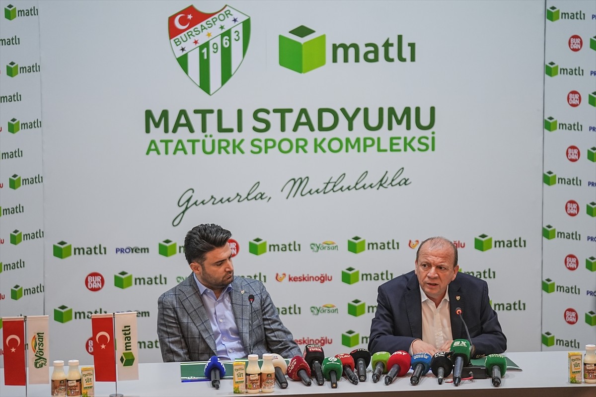 Bursaspor Kulübü, stadının isim sponsorluğu için Matlı Holding ile 40 milyon liralık anlaşma...