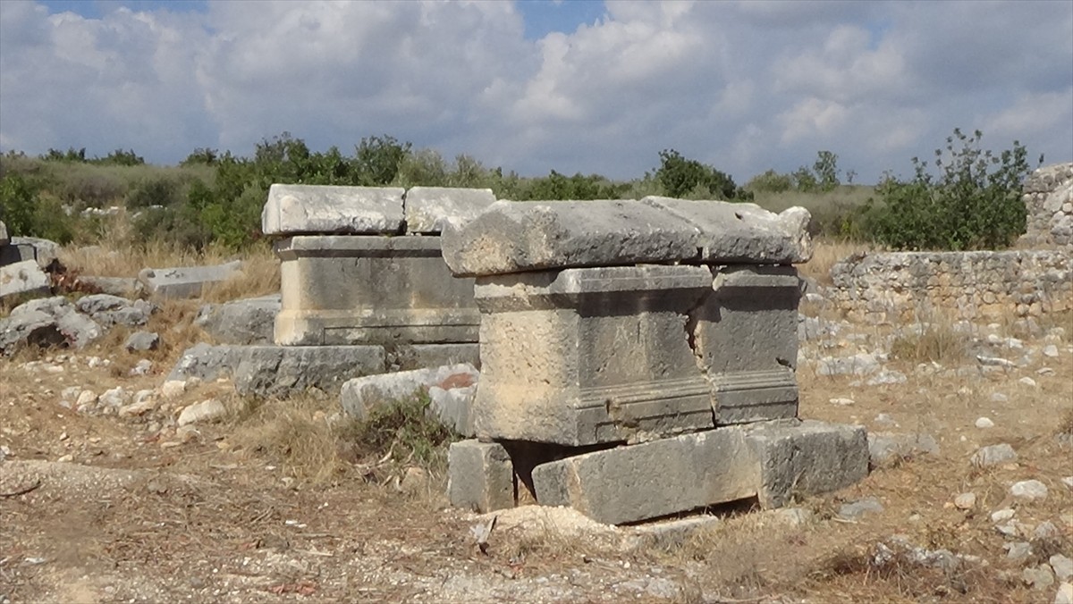 Mersin'in Erdemli ilçesinde, Roma ve Bizans dönemlerinin izlerini taşıyan Elaiussa Sebaste Antik...