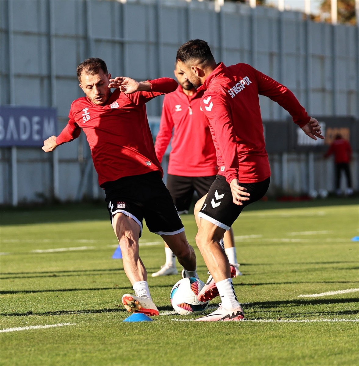 Net Global Sivasspor, Trendyol Süper Lig'in 9. haftasında sahasında Atakaş Hatayspor ile yapacağı...