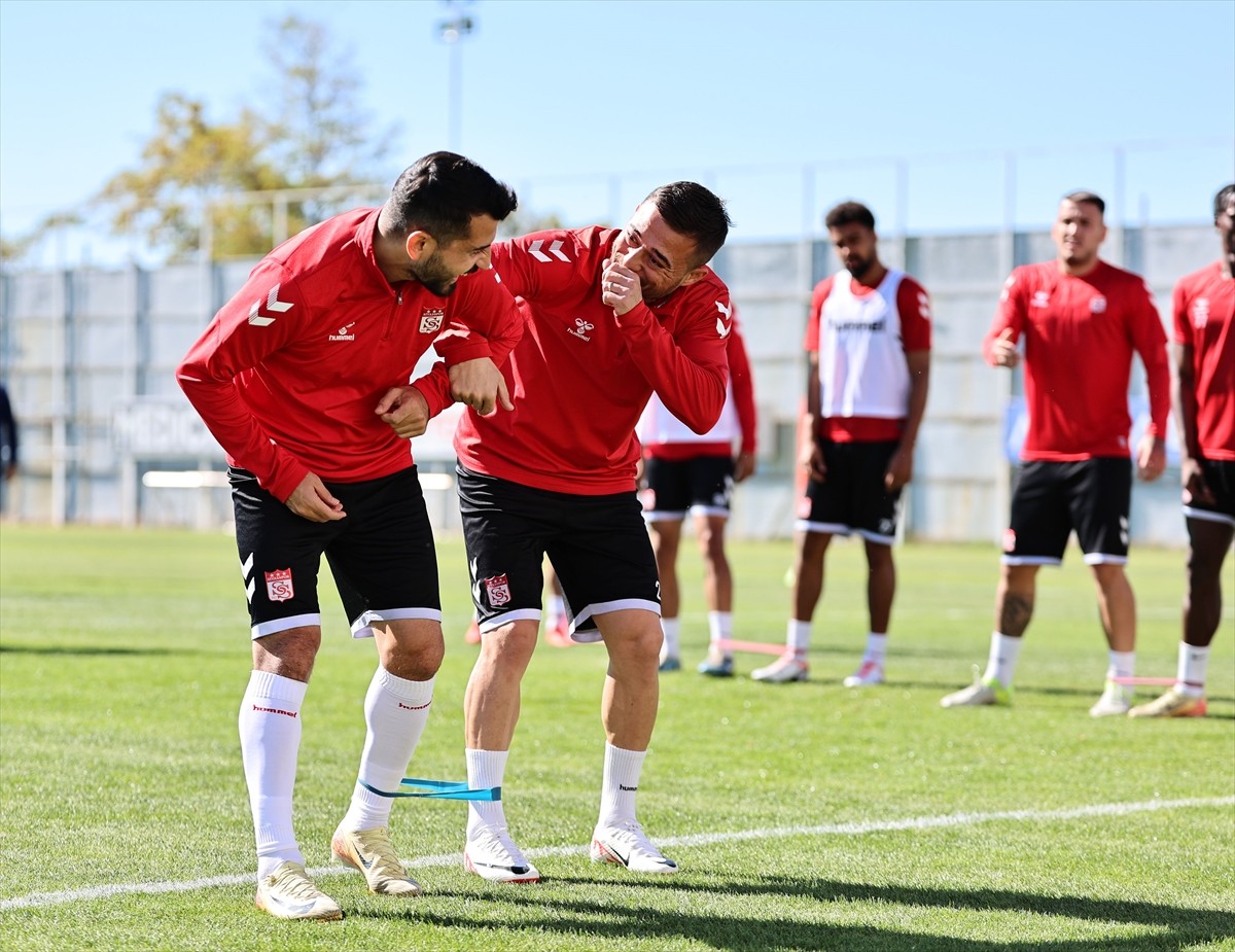 Net Global Sivasspor, Trendyol Süper Lig'in 9. haftasında 20 Ekim Pazar günü sahasında Atakaş...