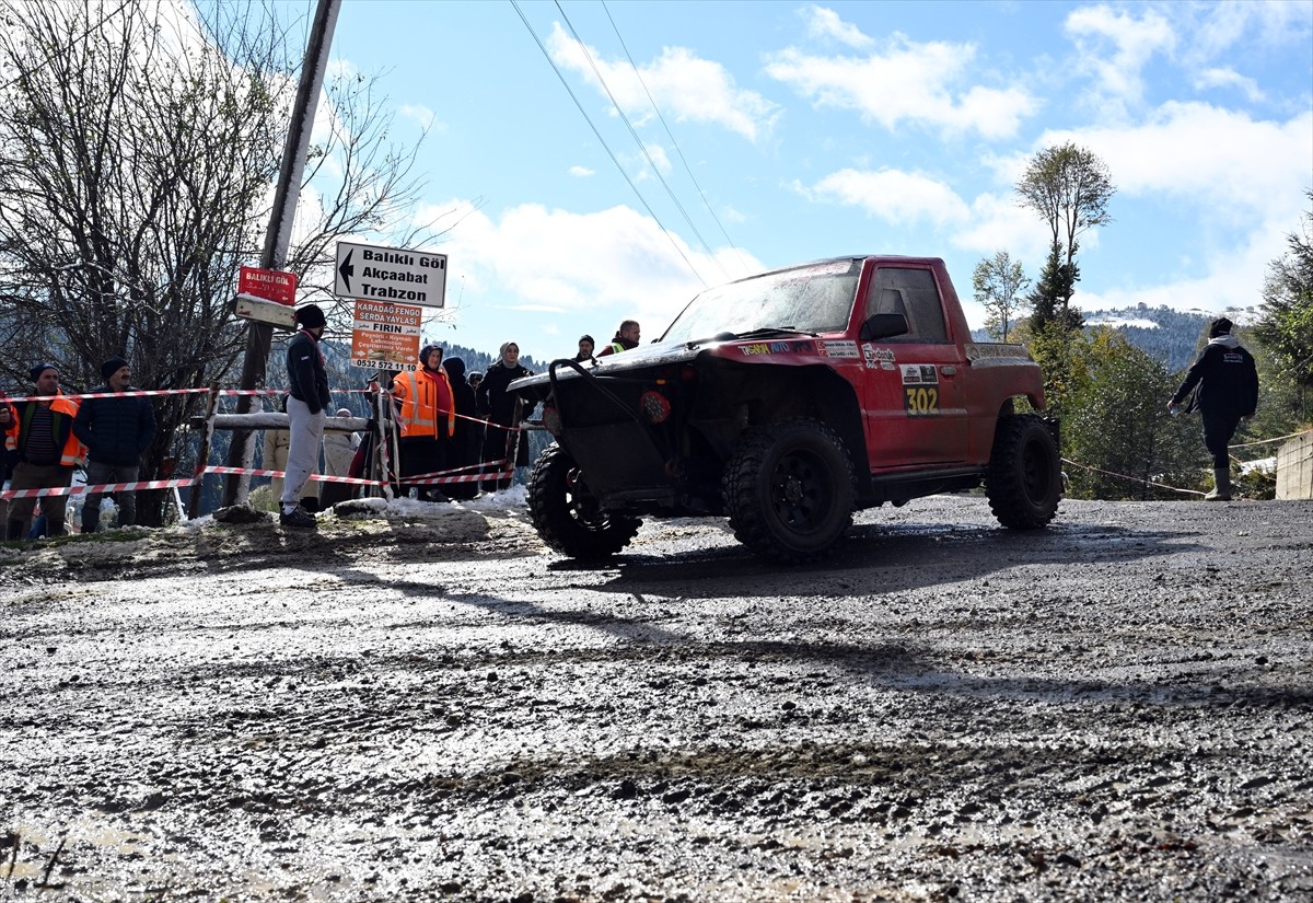 PETLAS 2024 Türkiye Off-Road Şampiyonası'nın 5. ayağı kapsamında mukavemet etabı düzenlendi....