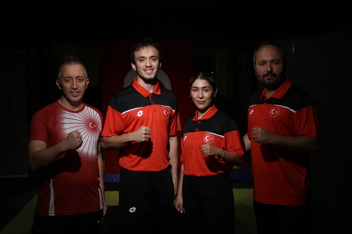 Savate sporcuları Aybüke Kılıçaslan ve Raşit Yusuf Ören, 9-13 Ekim'de Slovenya'da düzenlenecek...