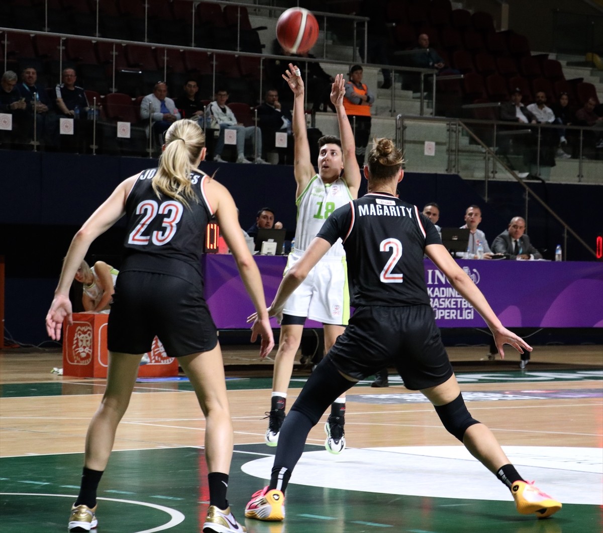 ING Kadınlar Basketbol Süper Ligi'nde Danilos Pizza ile ÇBK Mersin takımları, Kocaeli'de Şehit...