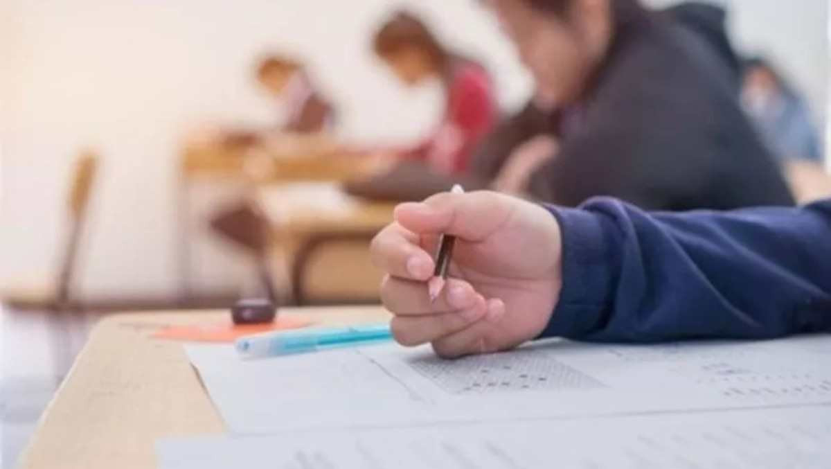 LGS sınavında salon görevlileri hangi işlemleri yapar