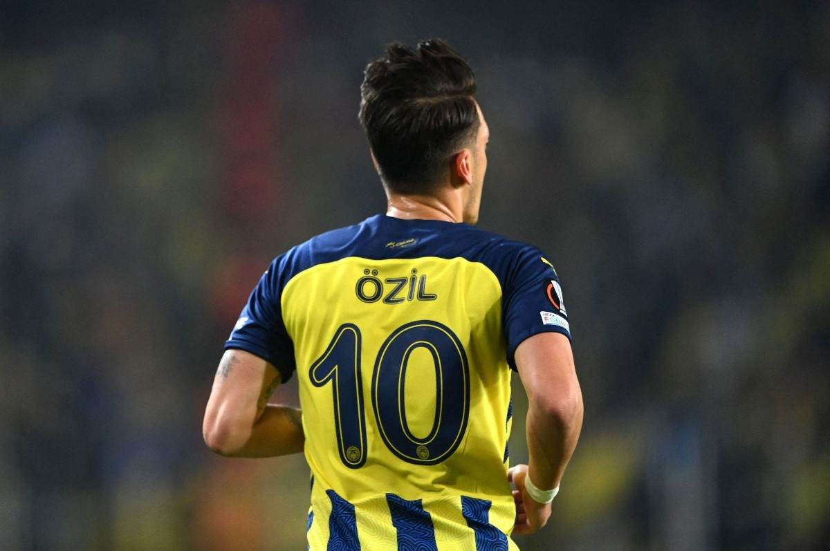 Mesut Özil Fenerbahçe'ye veda mı ediyor