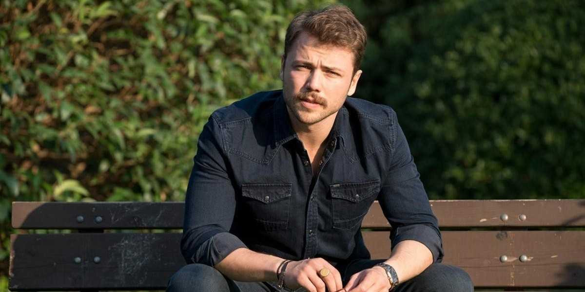 Tolga Sarıtaş.