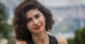 Nesrin Cavadzade Çılgına Döndü