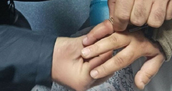 Amasya'da Yüzüğü Parmağına Sıkışan Kadının Yardımına İtfaiye Koştu
