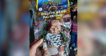 Amerika'da bir mağazada saldırıya uğramış Filistinli oyuncak bebek satılıyor:  Skandal görüntüler kan dondurdu!