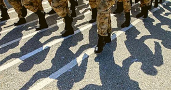 Askerlik Kanunu Meclis'ten Geçti, 130 Bin Asker Terhis Olacak