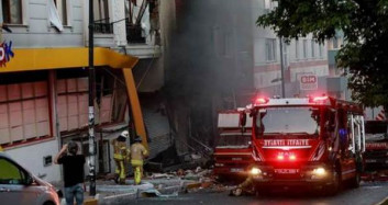 İstanbul'da Bir Binada Korkutan Patlama!