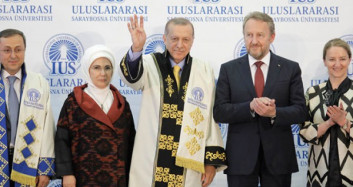 Türklerin Cumhurbaşkanı Erdoğan Sevgisi Avrupa'yı Şoke Etti
