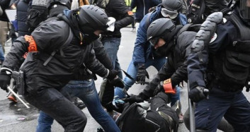 Fransa'da Polisten Orantısız Güç