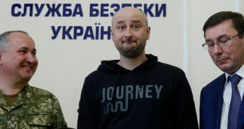 'Öldürülen' Gazeteci Ukrayna Basın Açıklaması Yaptı