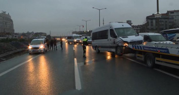 Gaziosmanpaşa'da Zincirleme Trafik Kazası Kamerada