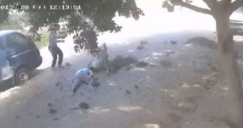 Hafter Milislerinin Sivillere Saldırı Anı Kameralara Yansıdı