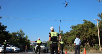 Kural İhlali Yapan Sürücüler Helikopterle Denetlendi