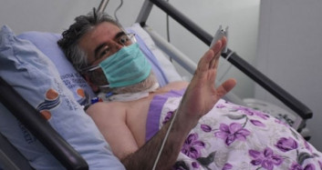 Türkiye'de İmmün Plazma Naklinin İlk Yapıldığı Hastan Konuştu