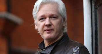 Julian Assange'ın Ekvador Elçiliğinde Kaydedilen Bomba Görüntüleri