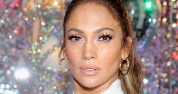 Jennifer Lopez, Kırmızı Tayt Mağduru Oldu
