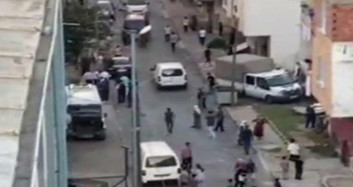 Kız kaçırma mevzusu ortalığı savaş alanına çevirdi! Arnavutköy'de iki aile arasında skandal kavga!