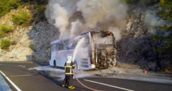 Muğla'da Otobüs Yangını