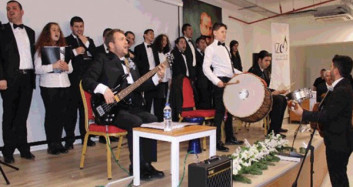 Otizmli Gençler Konser Verdi