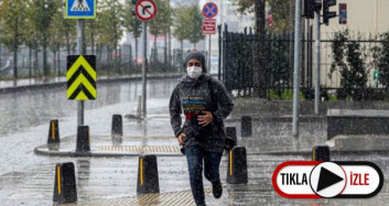 Sağanak Yağış İstanbullulara Zor Anlar Yaşattı