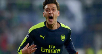 UEFA'dan Mesut Özil'e Jest