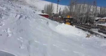 Ulaşıma Kapanan Bingöl-Erzurum Karayolu Açıldı