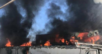 Sivas'ta Korkutan Fabrika Yangını