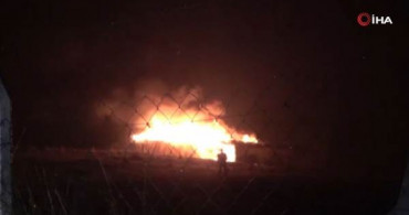 Arnavutköy'de Gecekonduda Korkutan Yangın!