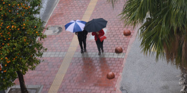 Antalya'da şiddetli yağış hayatı zindana çevirdi!